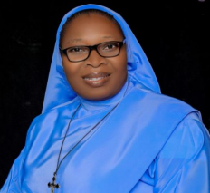 Superior General, Sr. maria